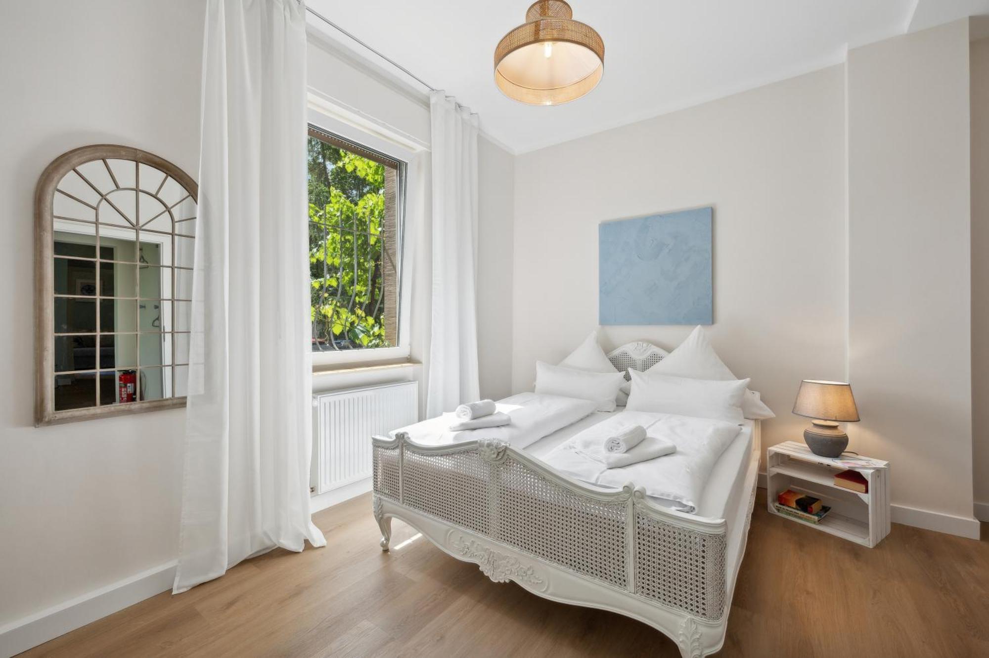 Altstadt Apartment Am Wasser Mit Parkplatz Und Riesigem Garten Bad Kreuznach Exterior foto