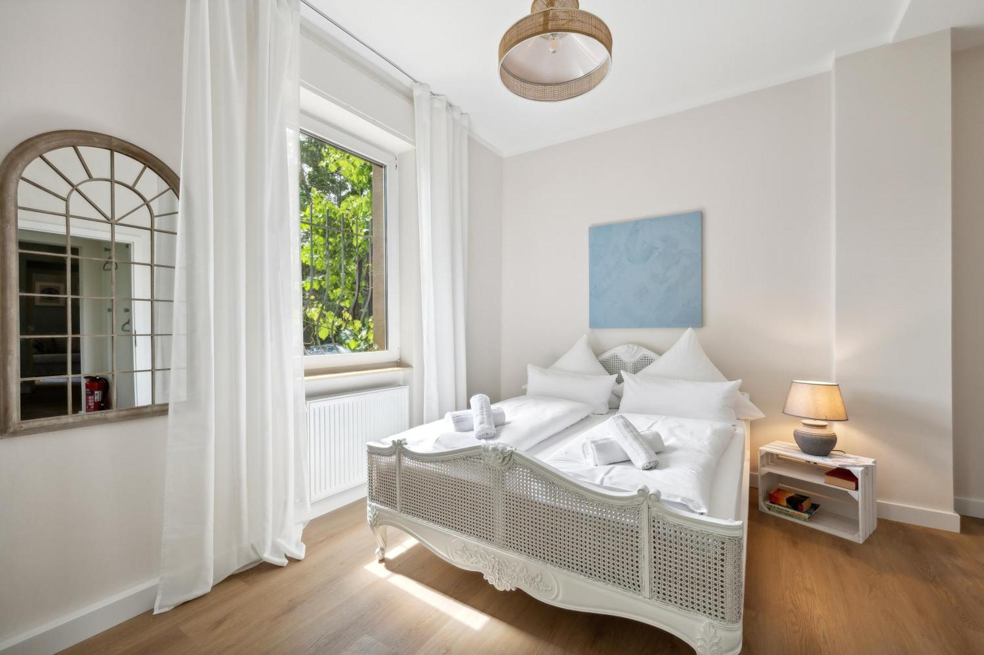 Altstadt Apartment Am Wasser Mit Parkplatz Und Riesigem Garten Bad Kreuznach Exterior foto